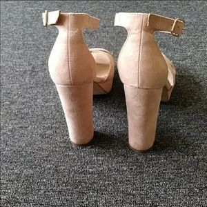 Tan 4” heels